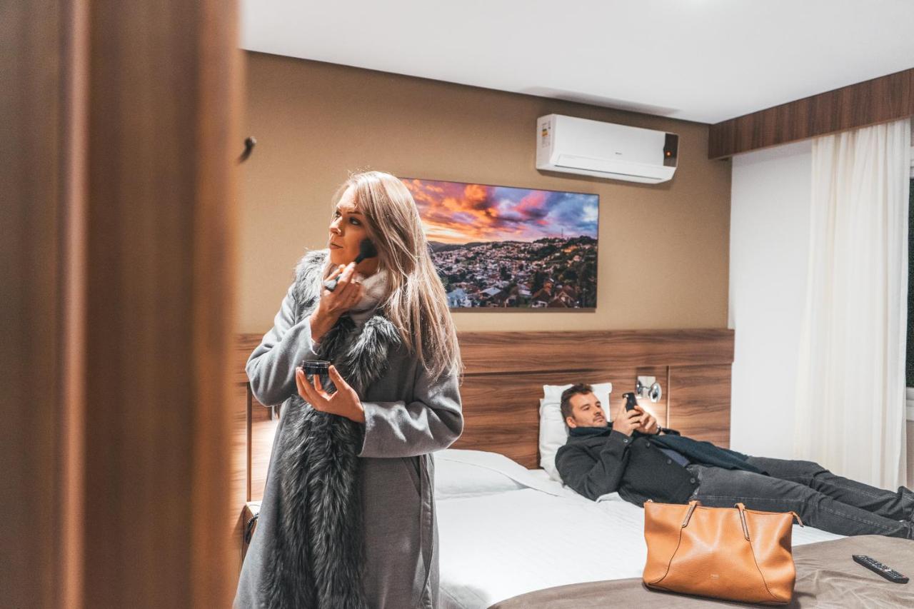 Hotel Fioreze Centro Gramado Kültér fotó
