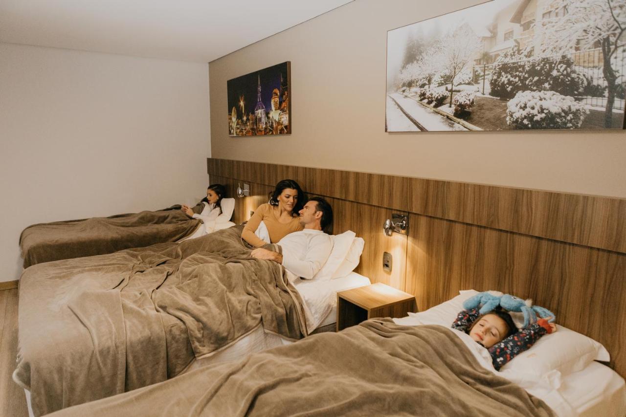 Hotel Fioreze Centro Gramado Kültér fotó